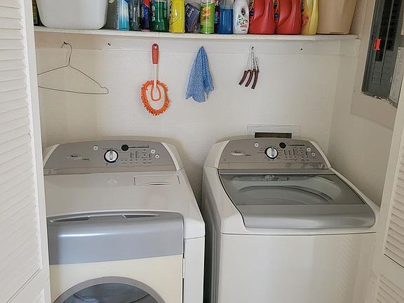 5th image of 4601 Carmen Ave #2902