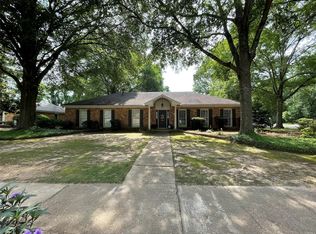 558 Chatsworth Dr, Montgomery, AL 36109