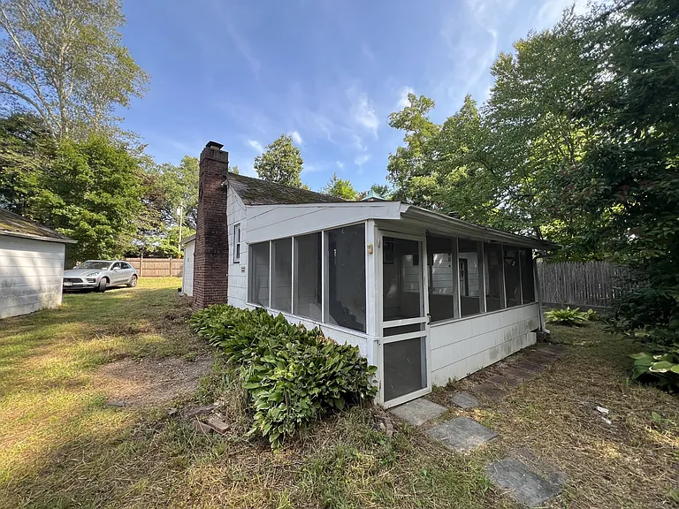 166A Frost Pond Rd — Photo 1