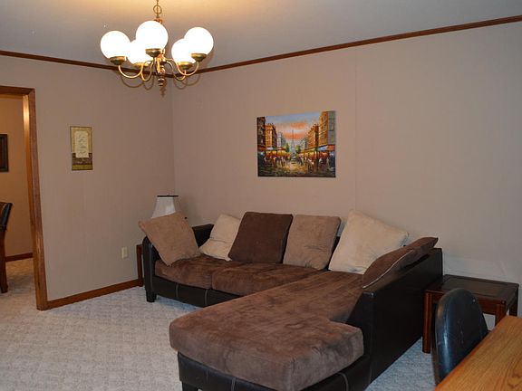 4th image of 102 Lakewood Cir