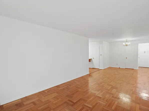 330 East 80th Street image 3 of 8