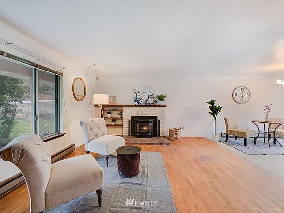3rd image of 7605 171st Ave SE