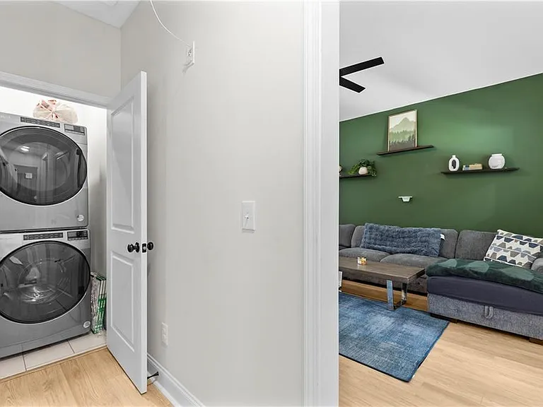 624 Robert St NW — Photo 22