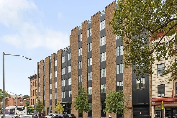 Rented by MNS | media 24