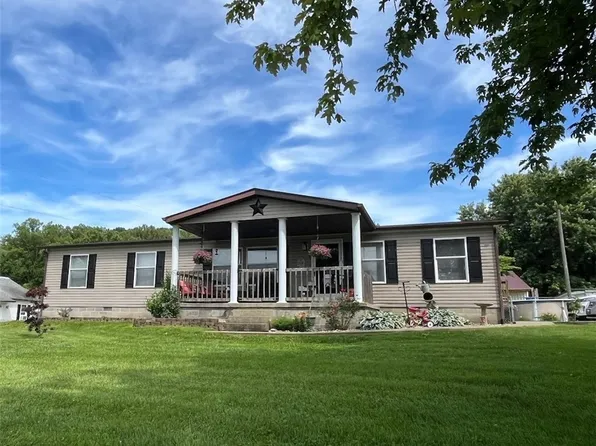 176 Ann St, Clifton, WV 25260