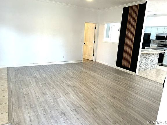2nd image of 6963 Sandfield Dr