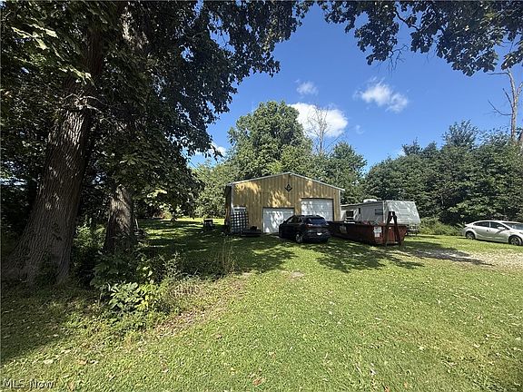 3rd image of 6887 Tallmadge Rd
