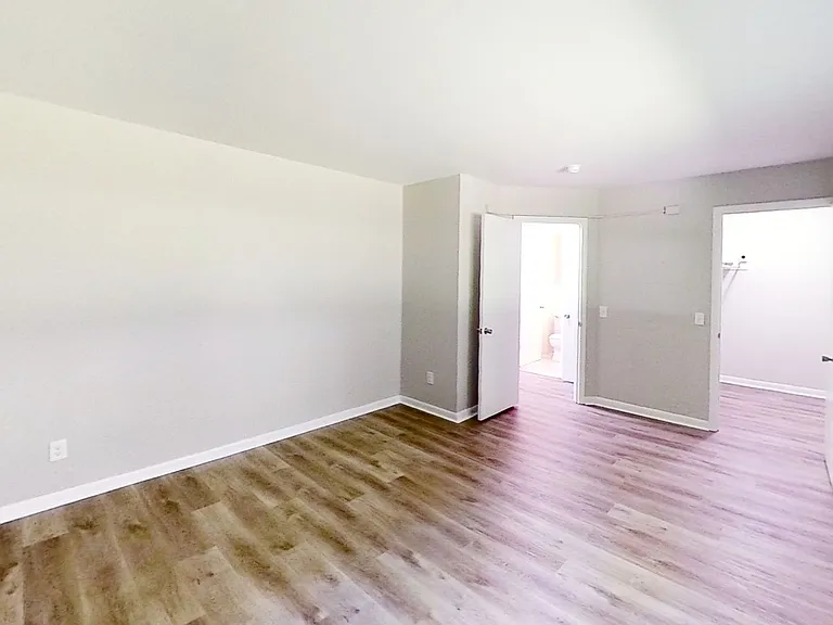 Canandaigua Garden Apartments — Photo 28