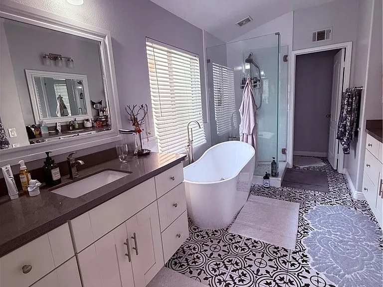 8184 Constantine Dr — Photo 21