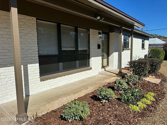 2nd image of 6241 LENCZYK Drive