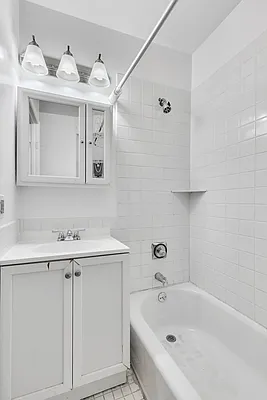 Rented by Cooper & Cooper Real Estate | media 15