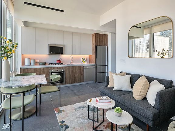 3rd image of 606 W 30th St #11E