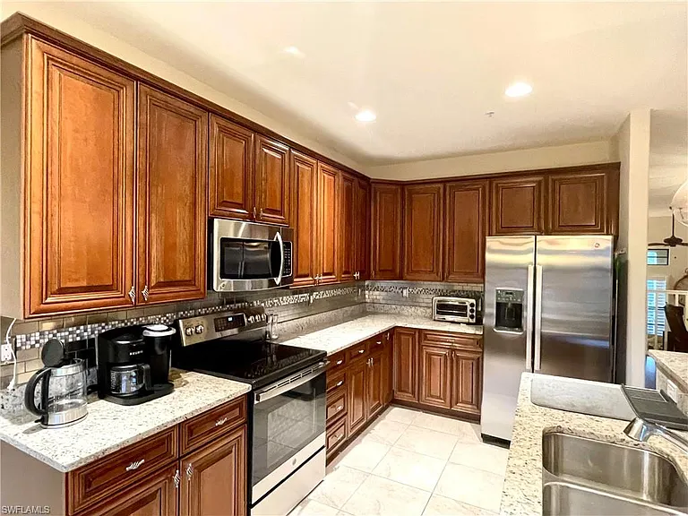 8989 Cambria Cir #1807 — Photo 16
