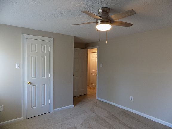 5th image of 9715 Candace Ct