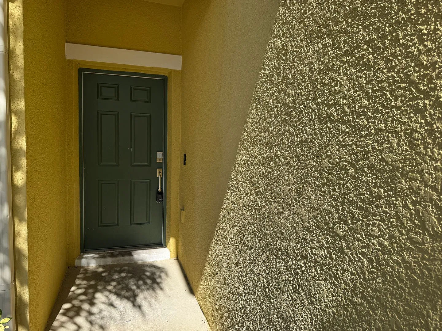 3-Bedroom Townhome in Econ Trails | Orlando — Photo 4