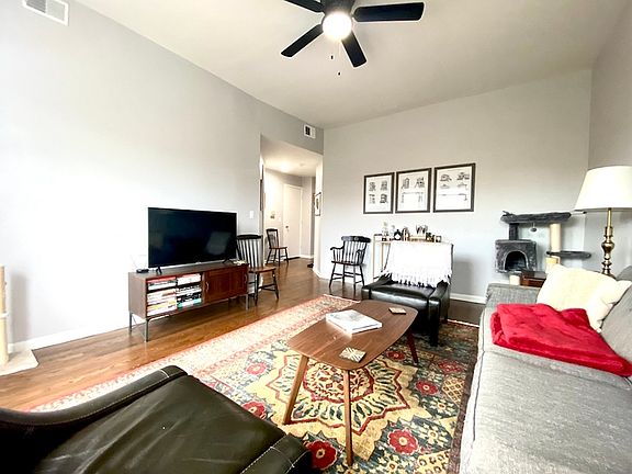 2nd image of 4516 N Magnolia Ave #45182