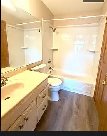 300 Aster Ct — Photo 4