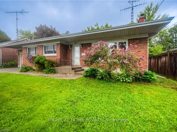 16 Rowanwood Ave, Brantford, ON N3S 7B6