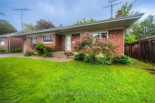 16 Rowanwood Ave Photo 1