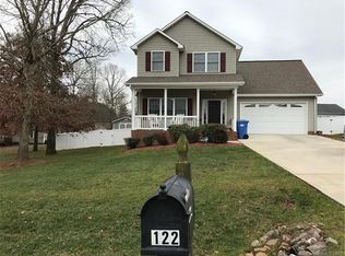 122 Cross Creek Dr, Statesville, NC 28625