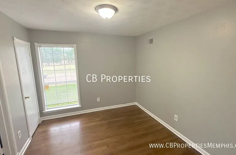 3338 Covington Pike — Photo 3