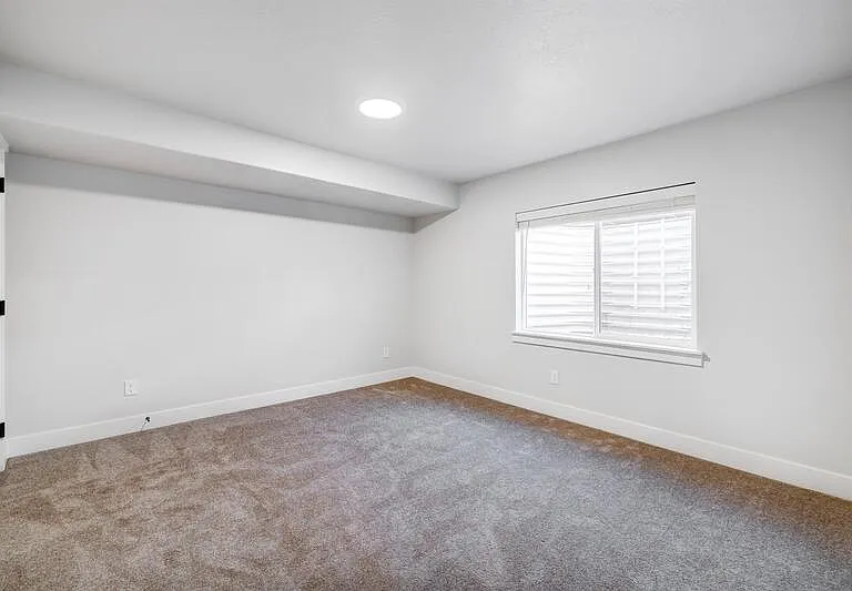 3904 W Hardman Way #NEXT TO LAUNDRY — Photo 26