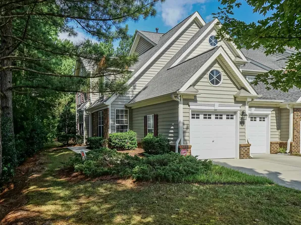 9526 Dellbrook Ct, Raleigh, NC 27617