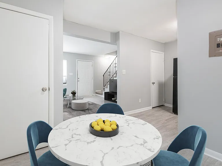 Birch Townhomes — Photo 19