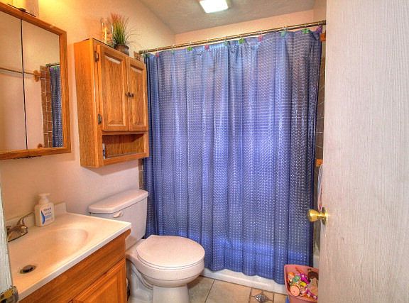 4th image of 855 Chantilly Ln