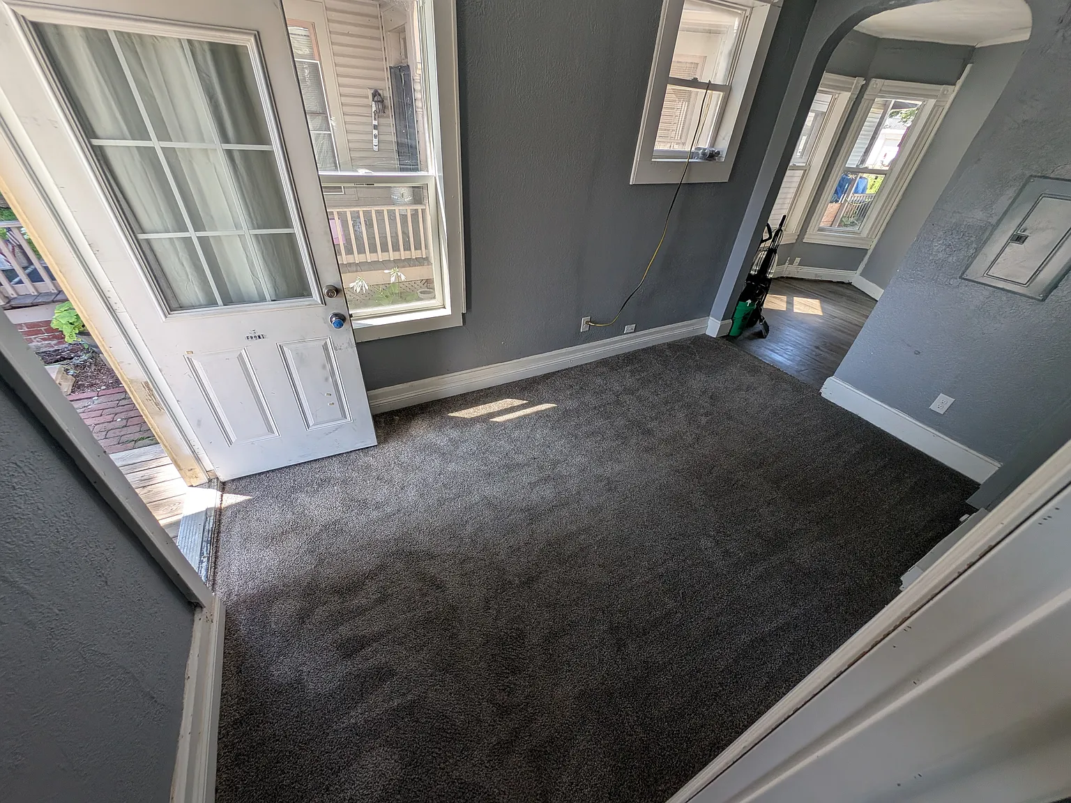 2 bed, 700 sqft, $700 — Photo 2