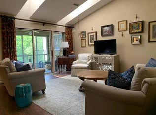 2207 6th St NW #4, Hickory, NC 28601