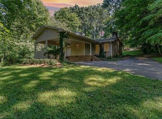 136 Whispering Creek Rd, King, NC 27021