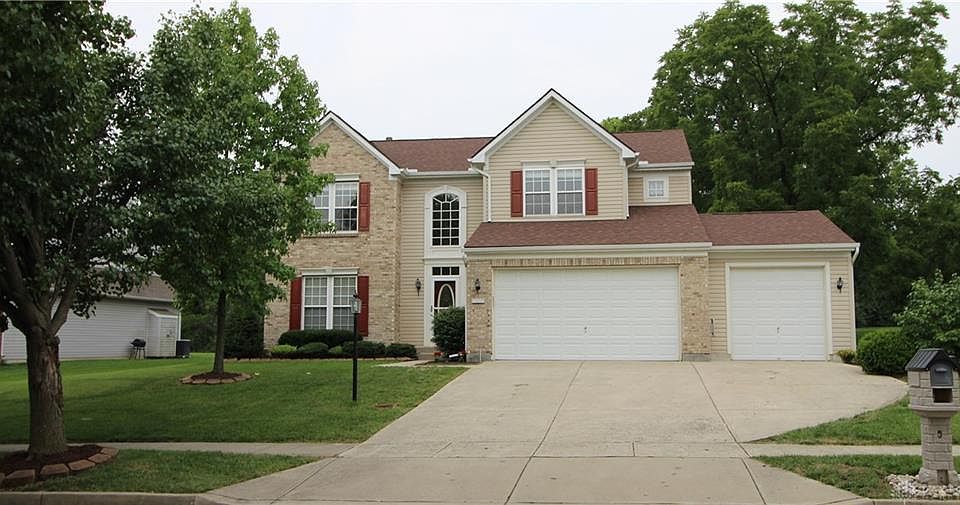 1st image of 2485 Queen Elizabeth Ct