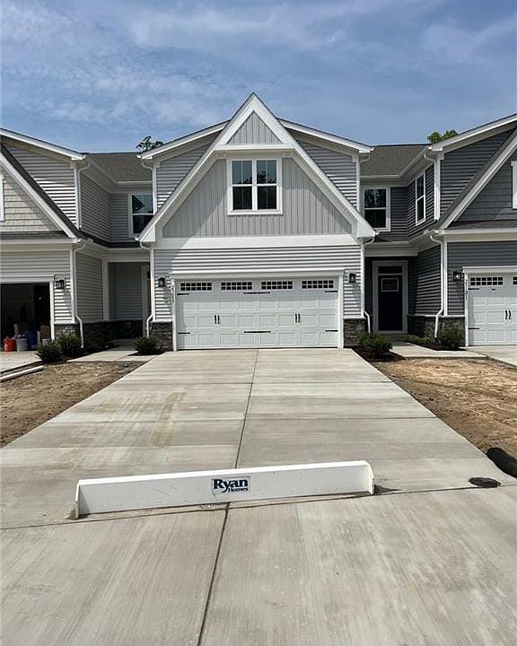 1st image of 23097 Preserve Pl