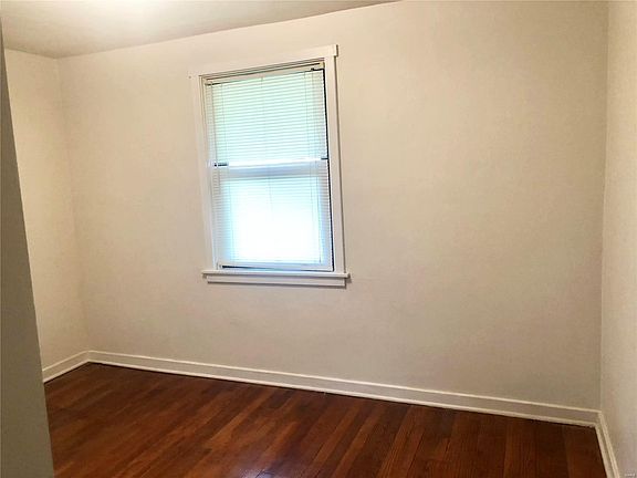5th image of 2660 E 27th St