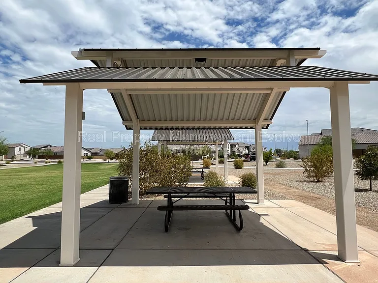 6450 W Magdalena Ln — Photo 30