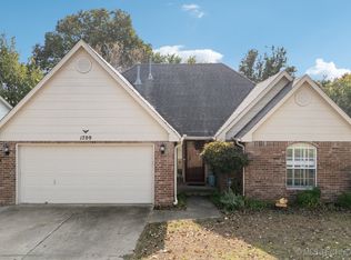 1709 W Broadway St, Broken Arrow, OK 74012