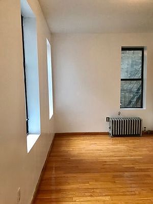 4th image of 402 W 51st St APT 3B