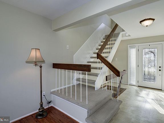4th image of 11521 Brandy Hall Ln N