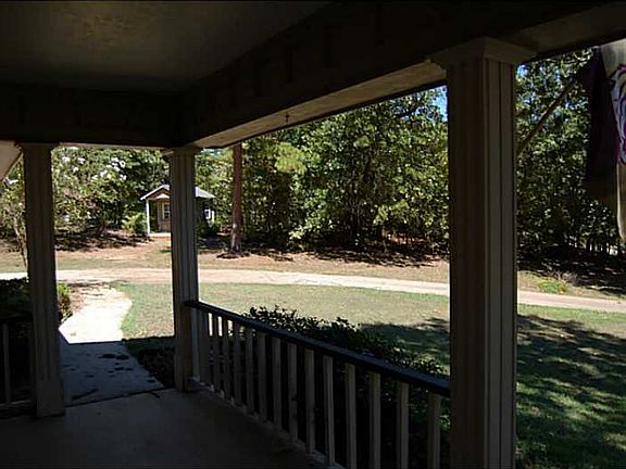 2nd image of 332 Woodard Dr
