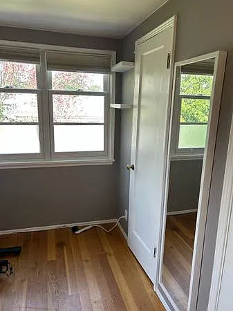 9019 2nd Ave NE — Photo 16