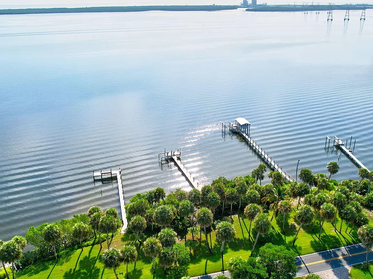 7501 S Indian River Dr — Photo 40