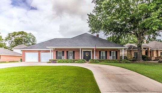 1st image of 405 Crown Colony Dr