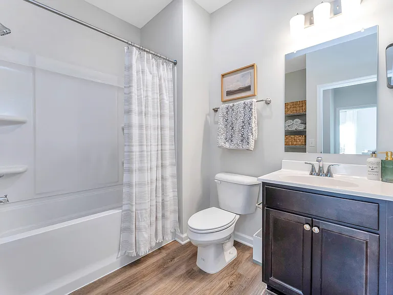 District at Berkshire — Photo 18