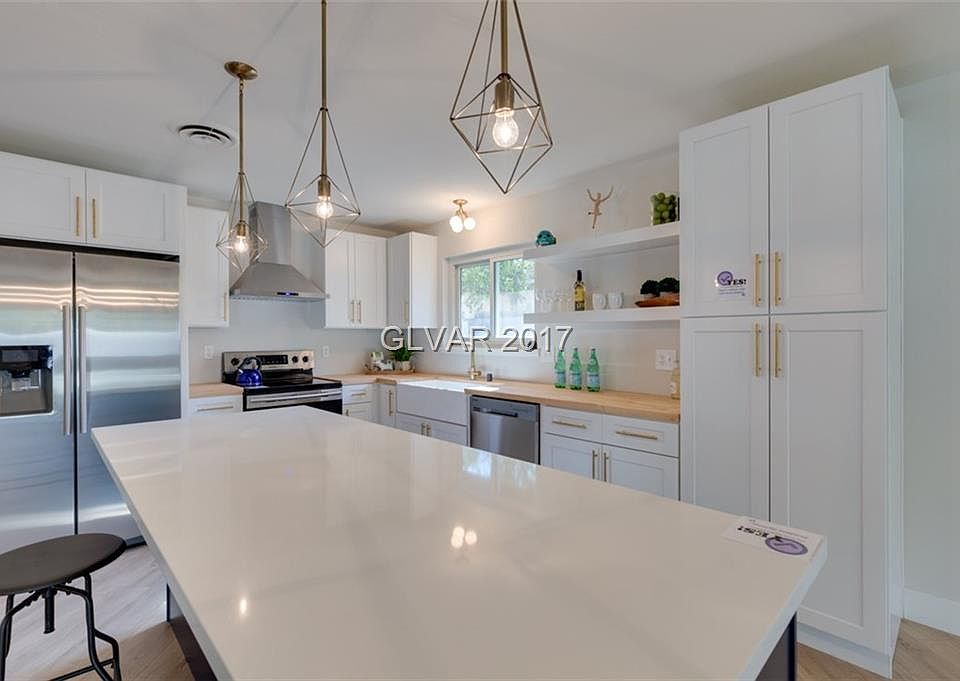 1st image of 3016 Bryant Ave