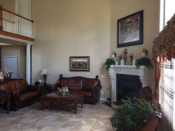 5th image of 48906 Austrian Pine Dr
