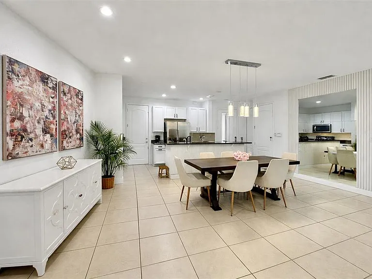 8458 Kelsall Dr — Photo 16