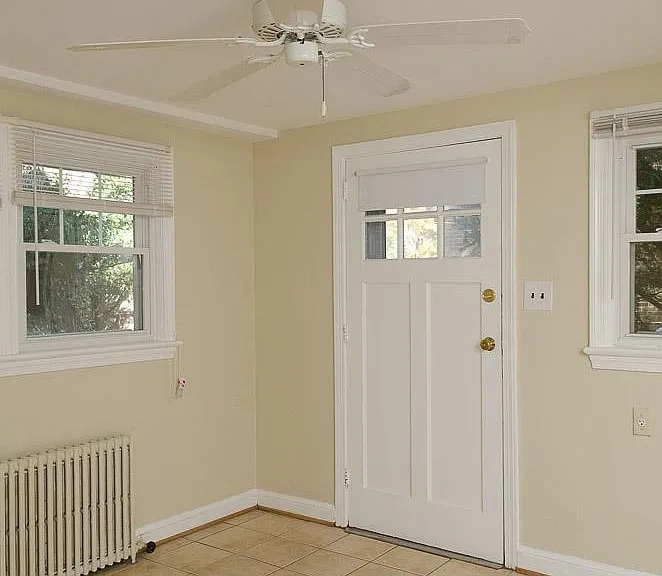 810 Jackson Ave #B — Photo 4