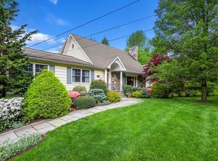 46 Circle Dr, Irvington, NY 10533
