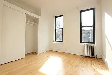 Rented by Dynamik Realty